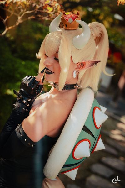 Luminati - Bowsette 
