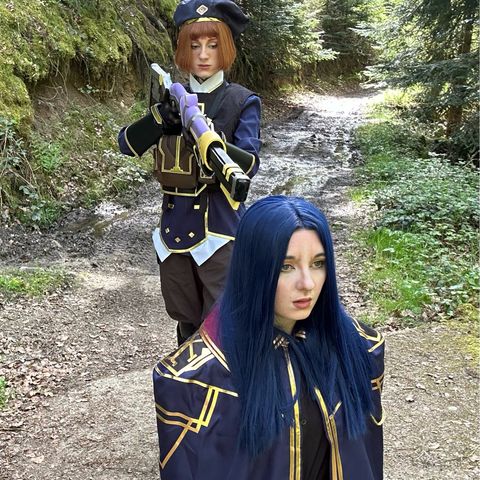 Maddie & Caitlyn