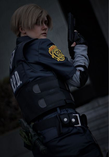 Cosmos_☆ - Leon S. Kennedy Re2