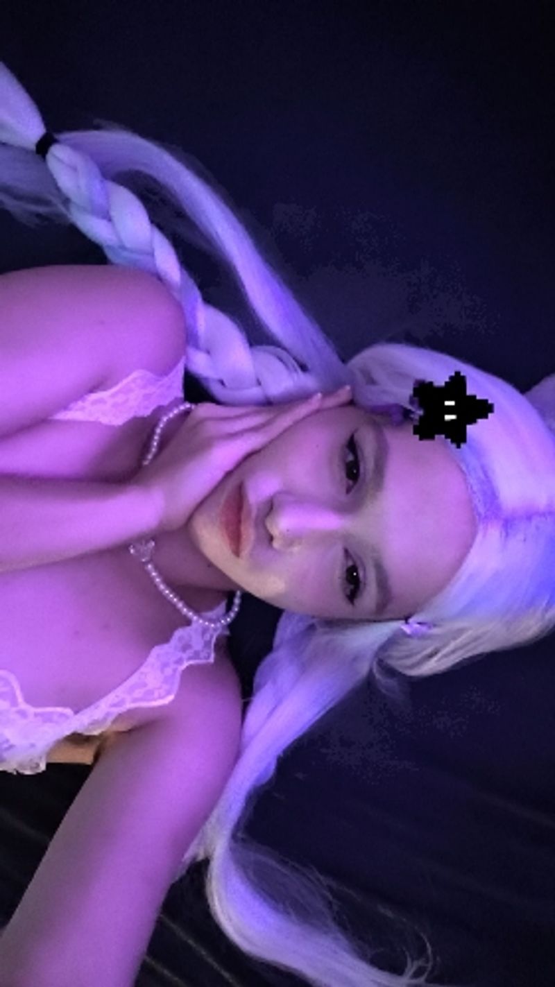 Elis._. – Oli vers. Pyjama 