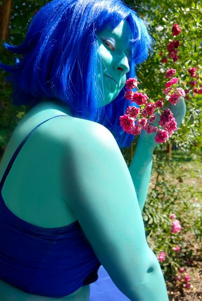 Olynya_.cos💮 - Lapis V2 fleurs
