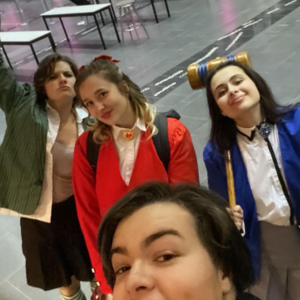 Heathers  - Photo 11