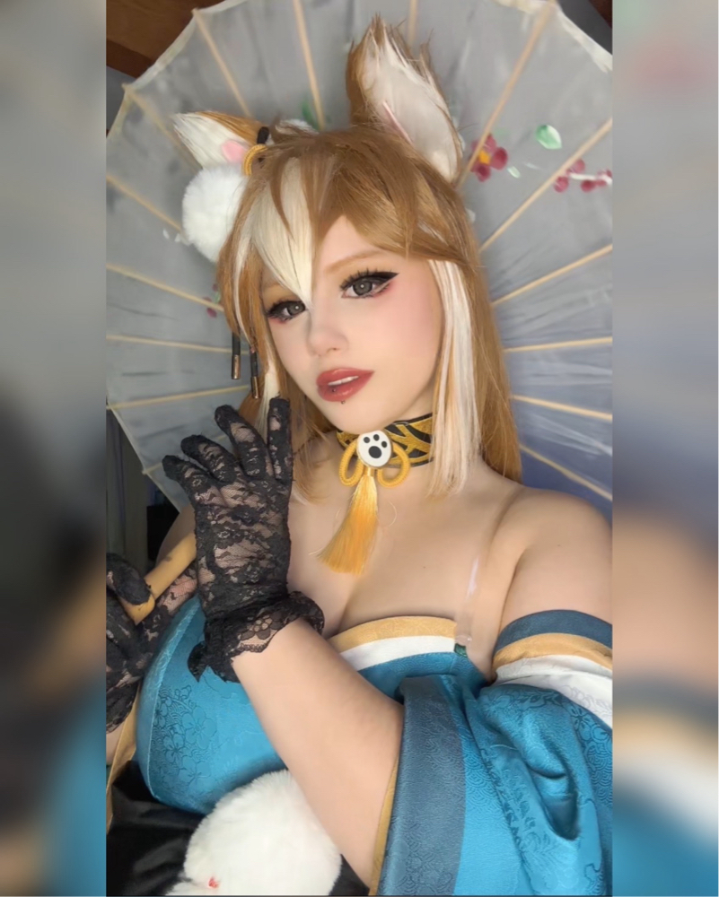 Miss Hina  - Photo 6