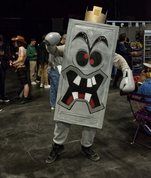 Dr._crazy - Roi thwomp