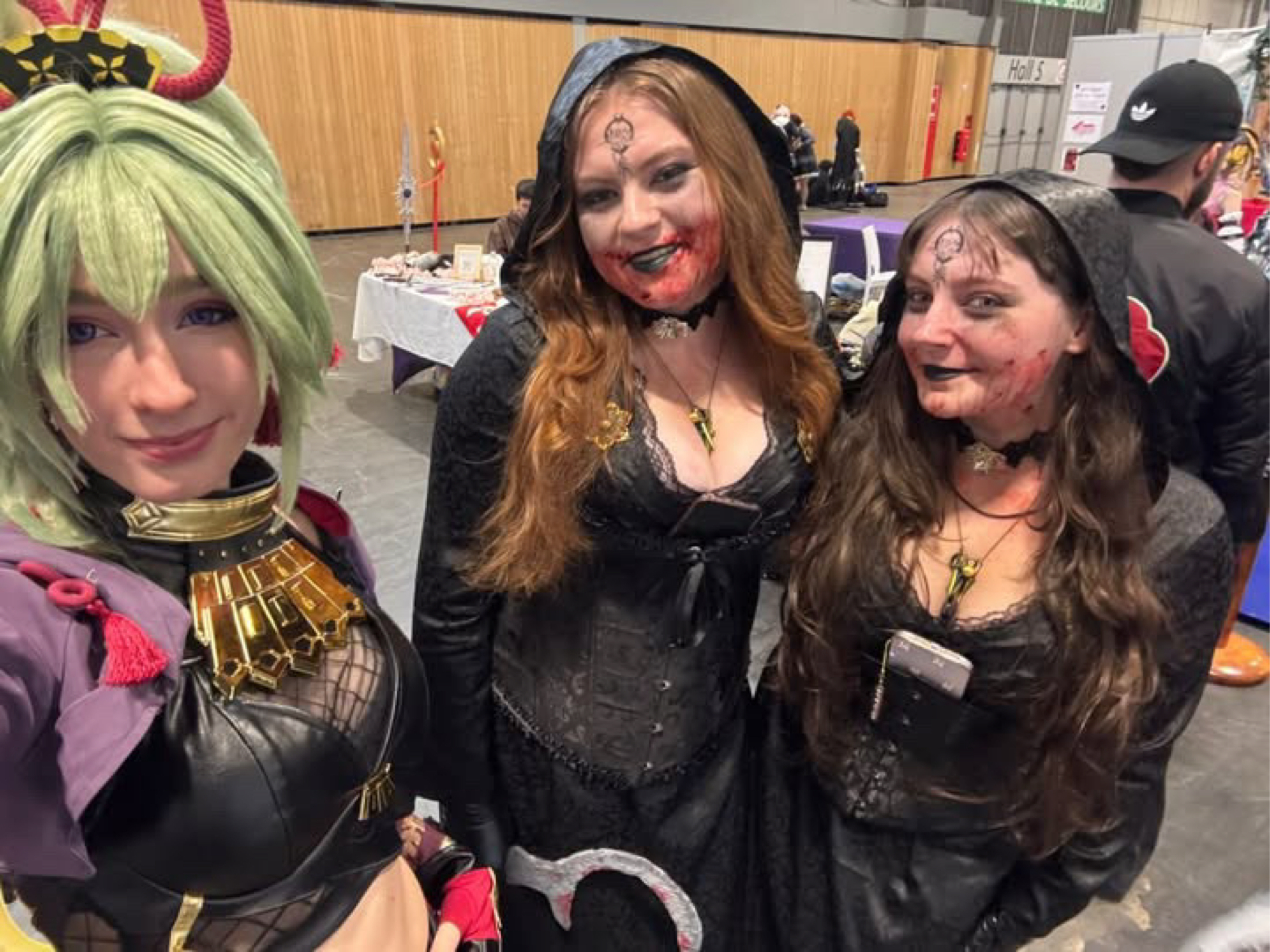 Daniela Dimitrescu 3 - Photo 11