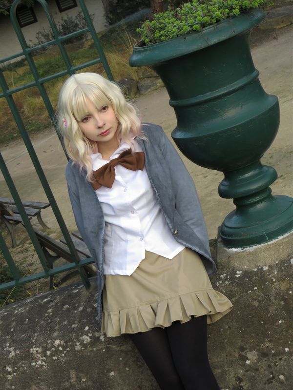 Specto – Yui Komori