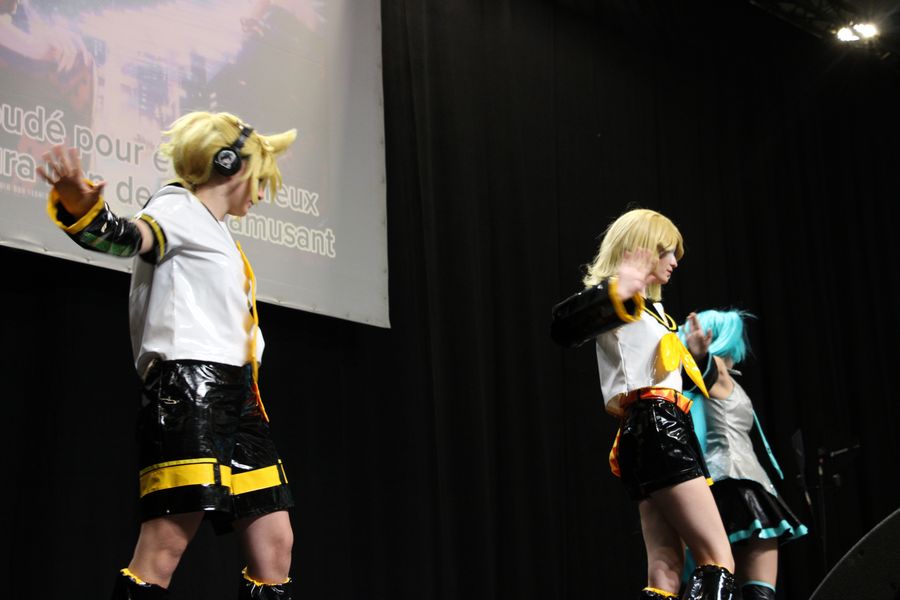 Noxyturne, Trio Vocaloid 