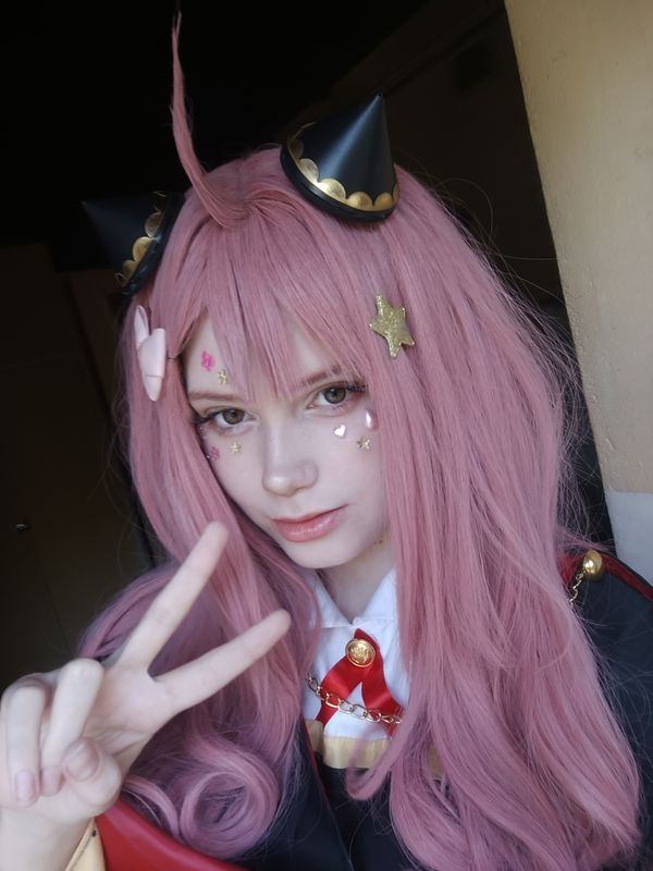 Imako.cos – Anya