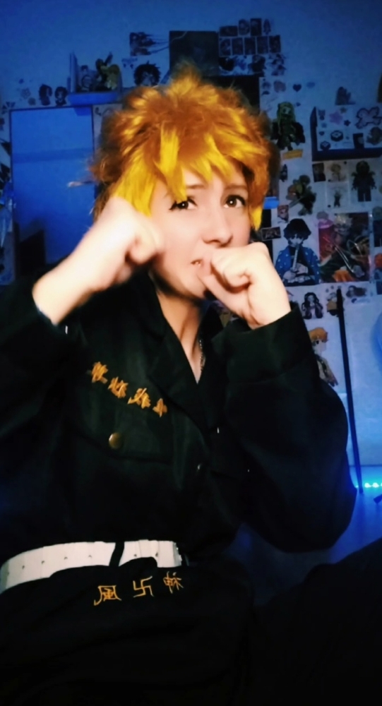 Takemichi  - Photo 1