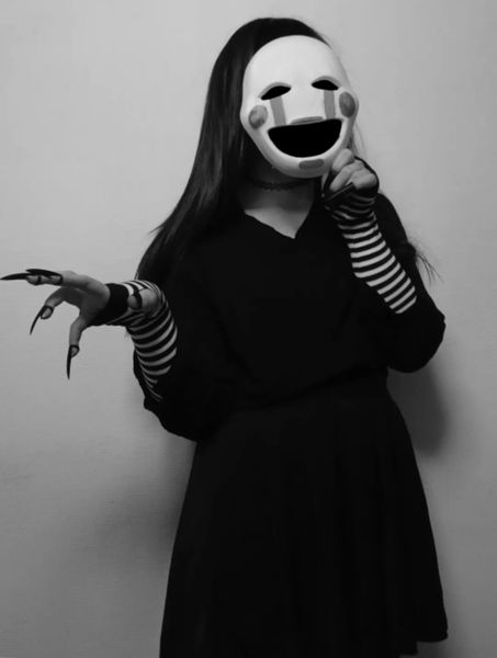 Aliena - Puppet 