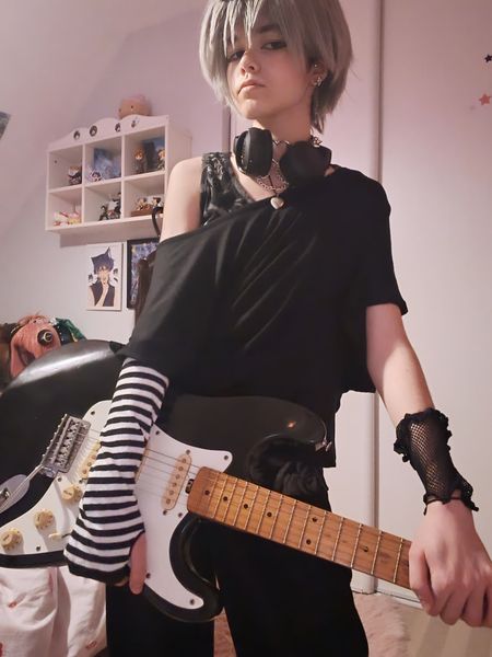 Yonacos - Till (Emo)🖤