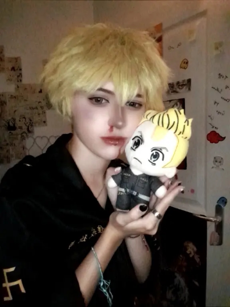 Takemichi - Photo 11