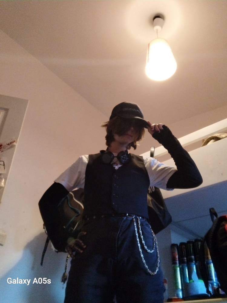 OC Lucia Woods - Photo 4