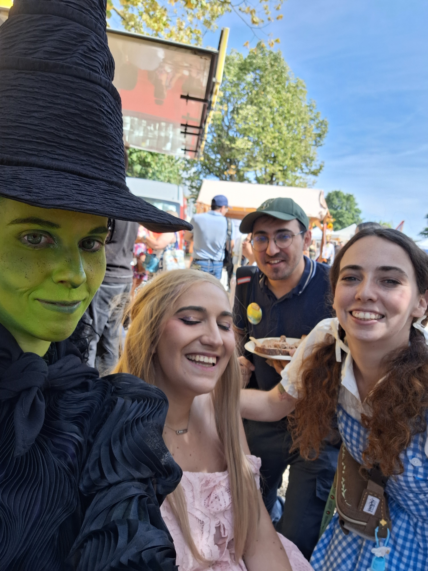 Yggdrasil Fort Lointain