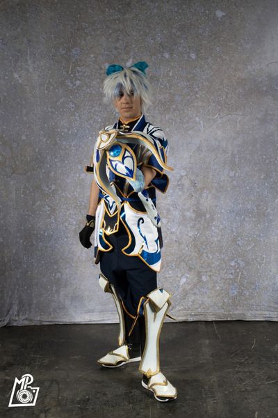 Kamui_shiro - Ezreal porcelain arm