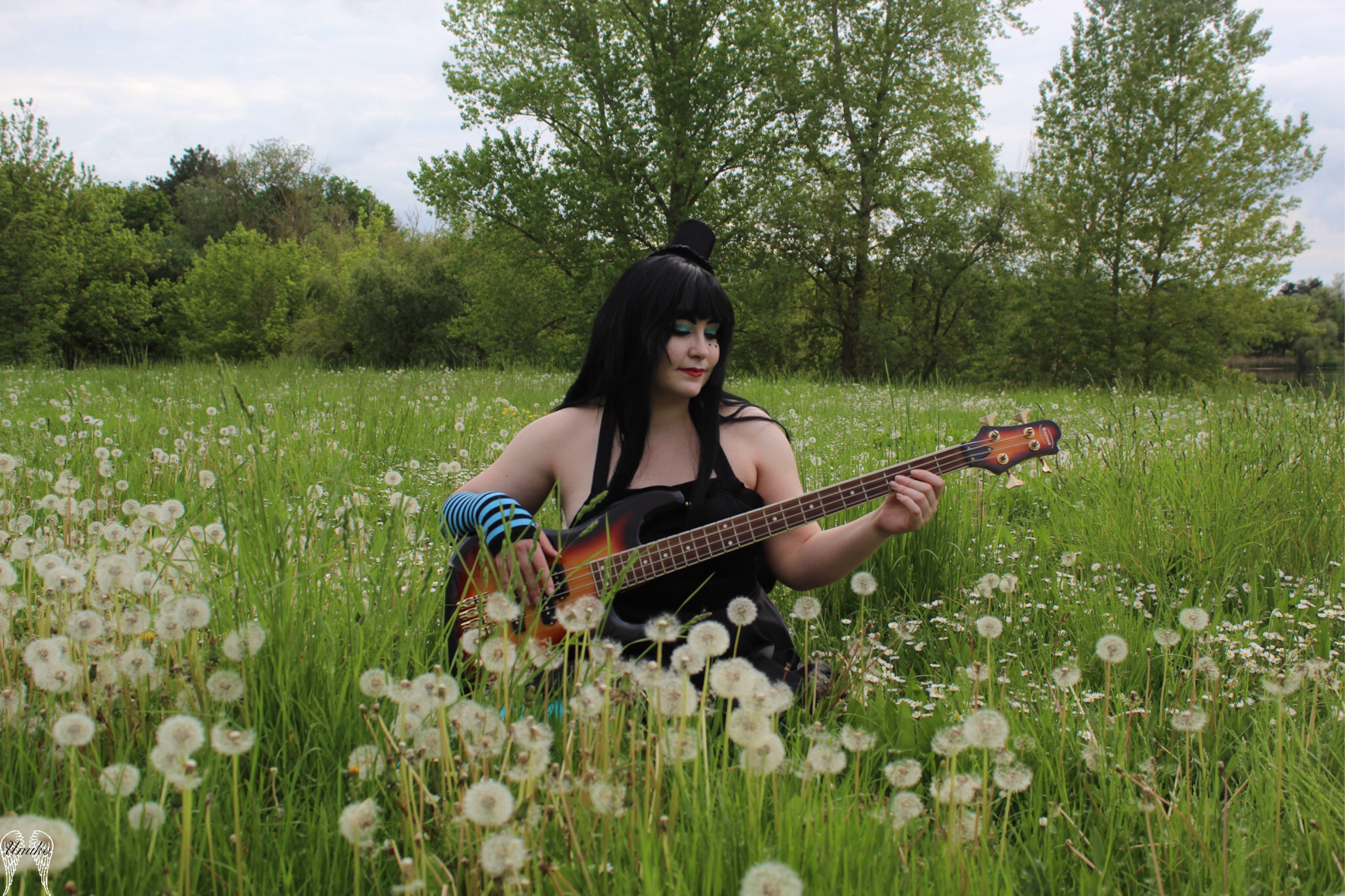 Mio Akiyama - Photo 5