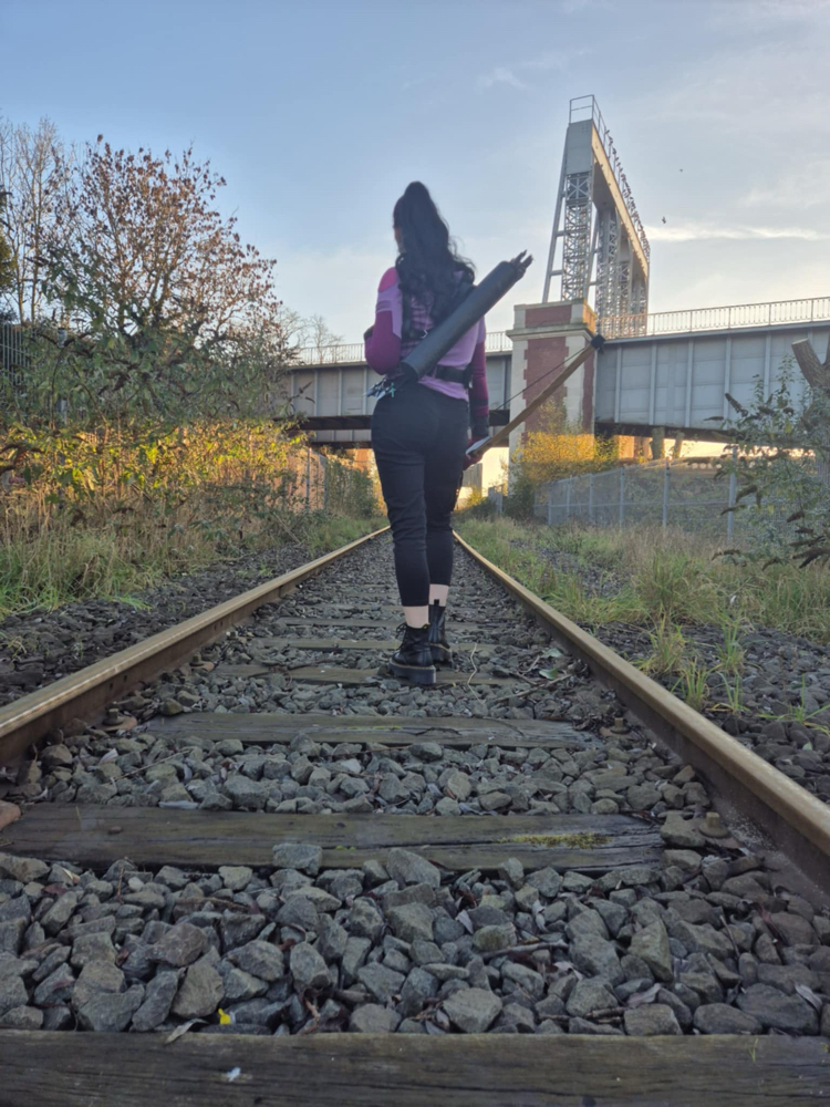 Kate Bishop  - Photo 8