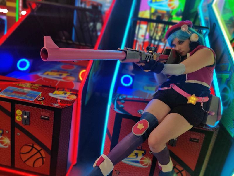 Laloutre - Caitlyn Arcade