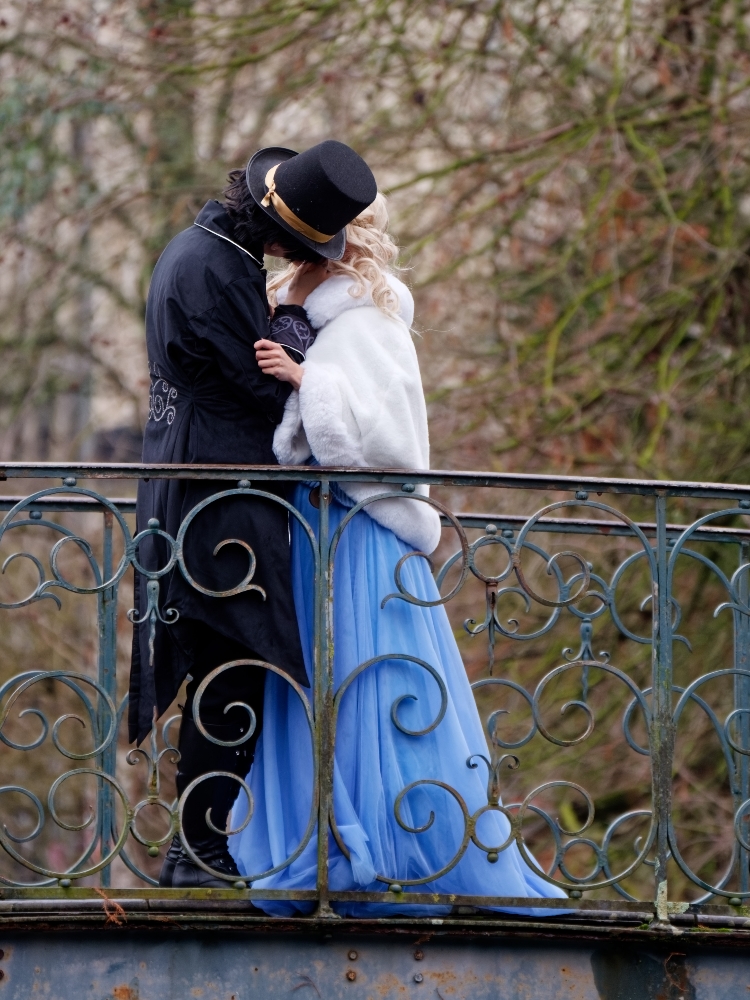 Donatella x Legend - Photo 18