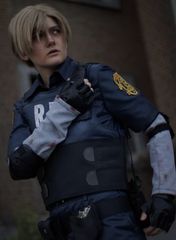 Leon S. Kennedy Re2 preview 3