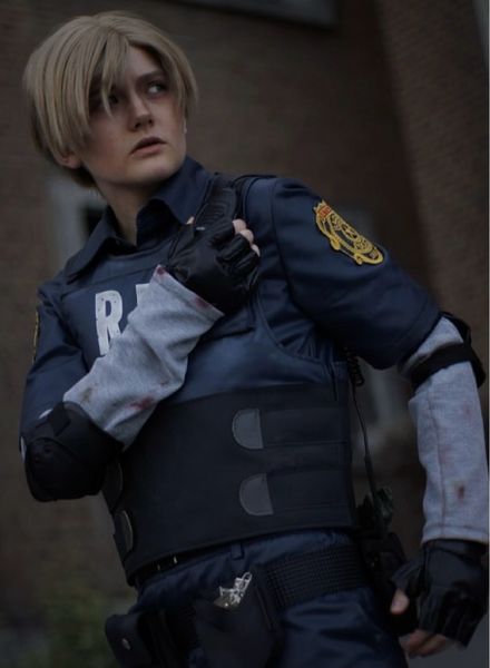 Cosmos_☆ - Leon S. Kennedy Re2
