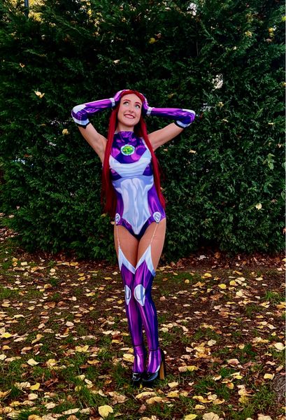 Maev.acosplay - Starfire