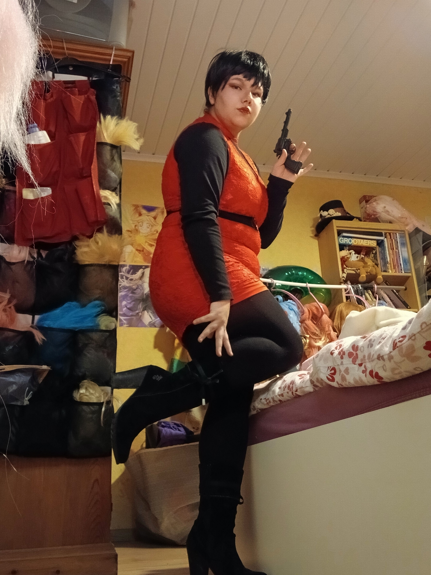 Ada wong at home — photo 14