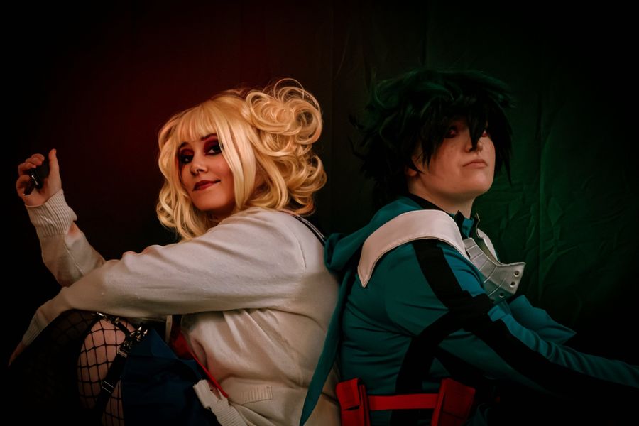 Gwen - Toga and Deku 
