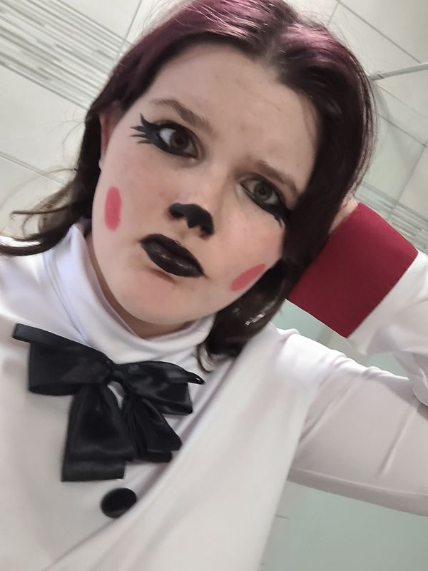 Abbygaëlle_cosplay – Charlie morningstar 