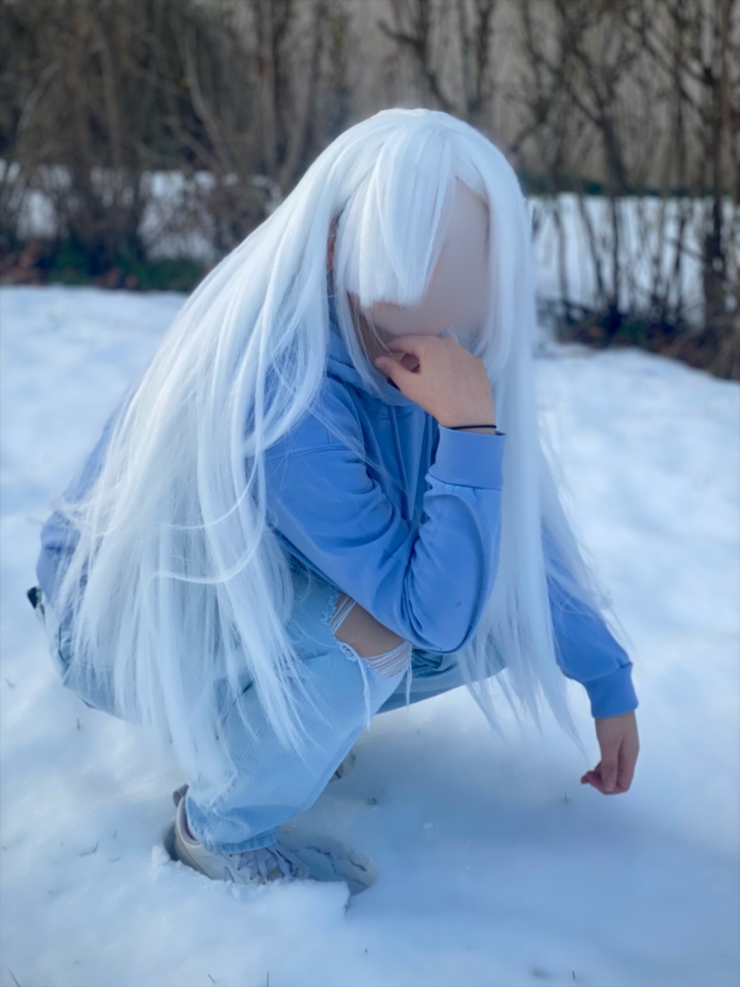 Elizabeth in snow - Photo 6