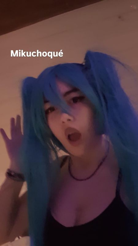 Sasha._pluh – Miku (beta)