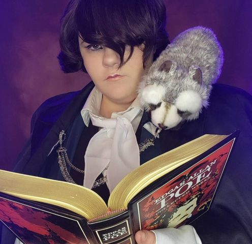 Poe Photos