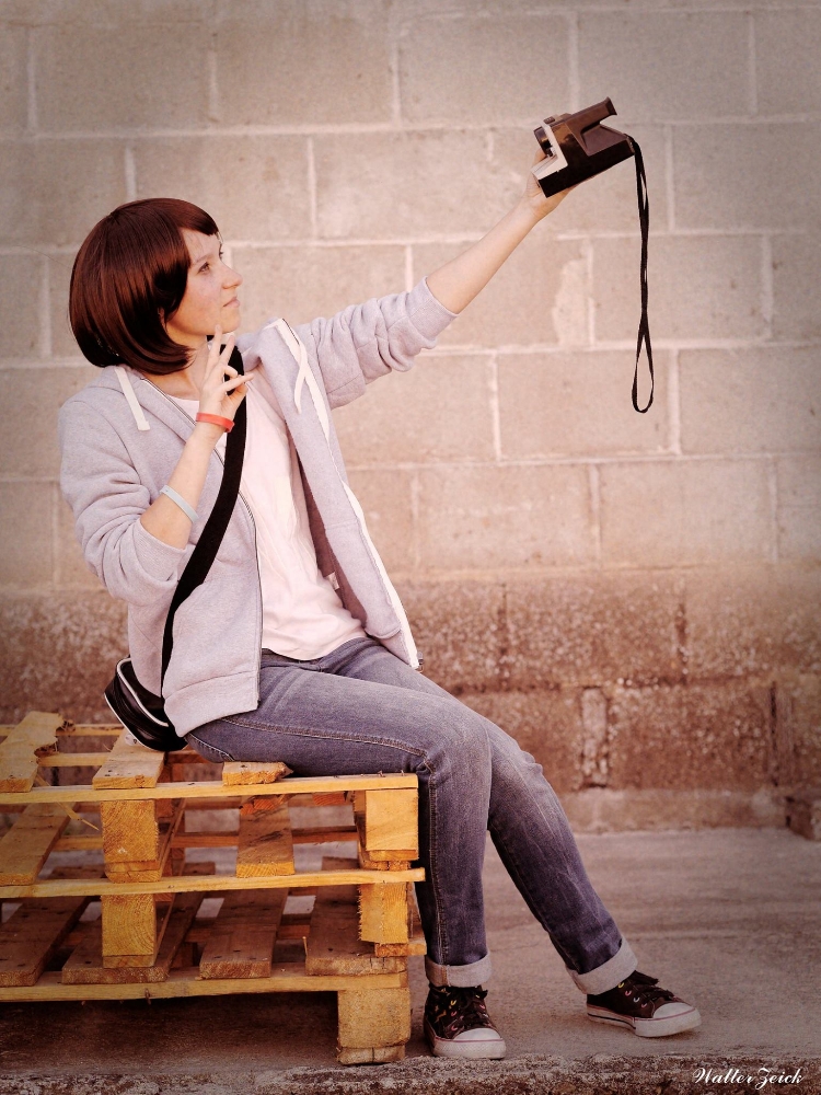 Max Caulfiled - Photo 3