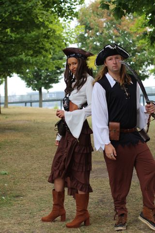 Duo Pirates