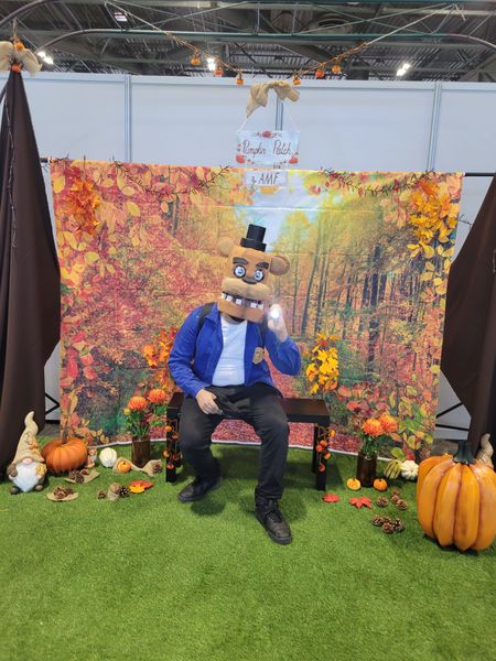 Tiffano_cos - Security guard