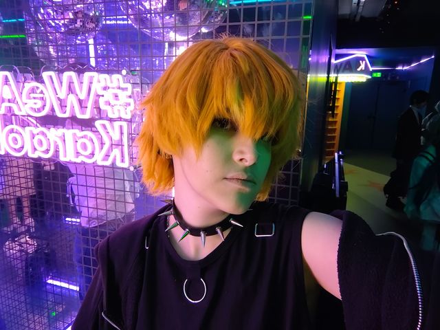 Akito au karaoke