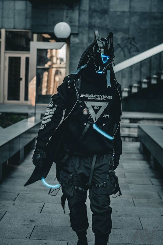 Hell0 – First full fit