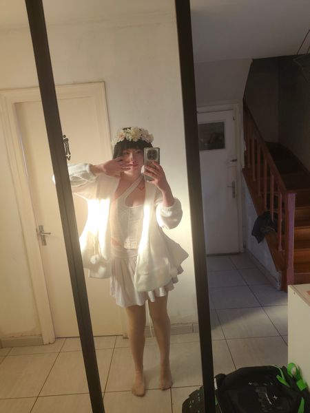 Hazel_5, Sua