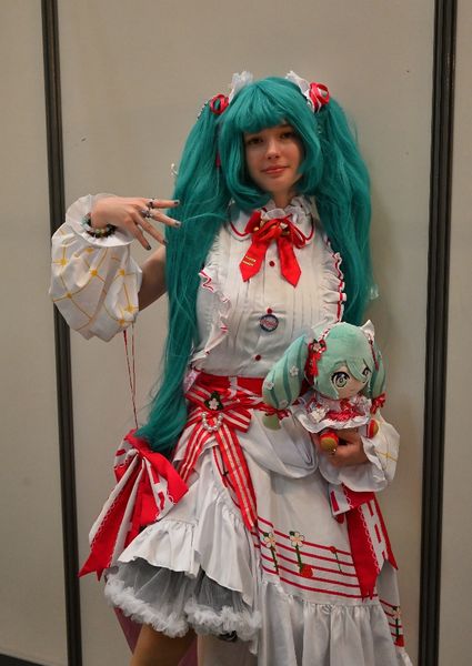 Echo__rose - Hatsune Miku strawberry 