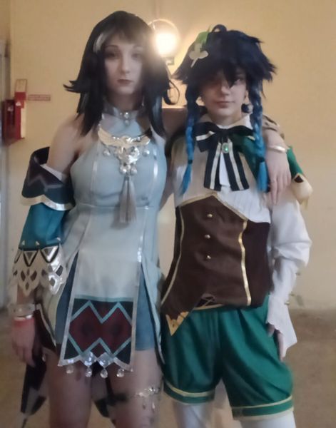 Mighty - pose duo