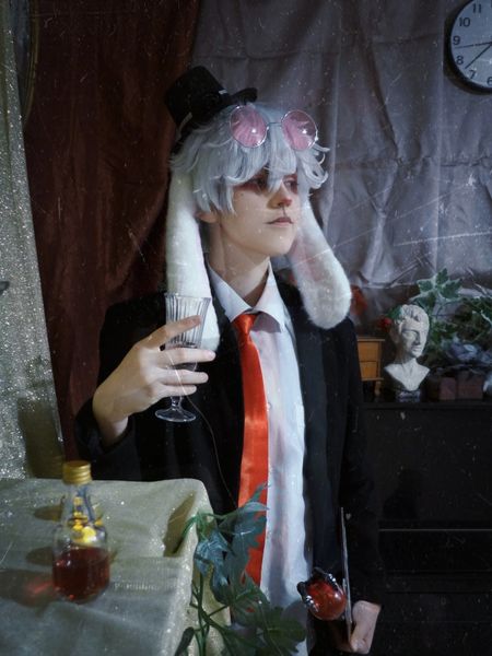 Pavel - Alice in Wonderland 
