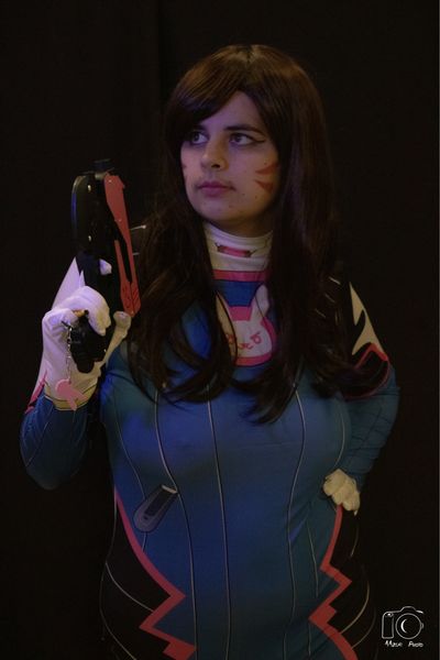 Meikodarkness - Shooting Bernay