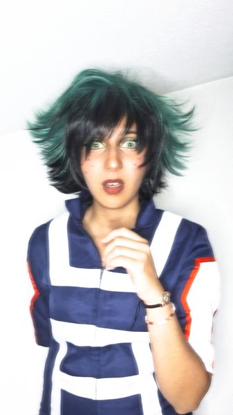 Ashhh - izuku Midoria 