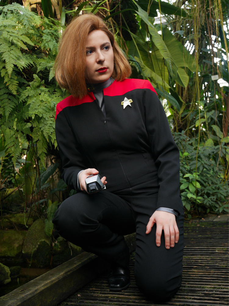 Kathryn Janeway cosplay - Photo 1