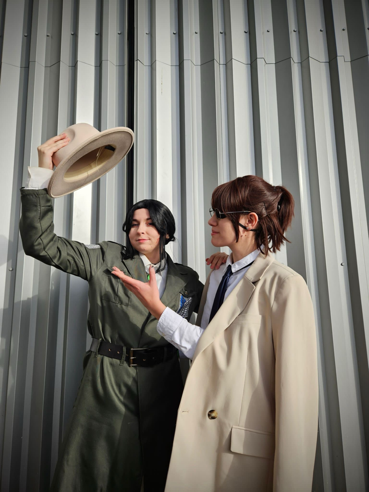 Pieck & hange  - Photo 5