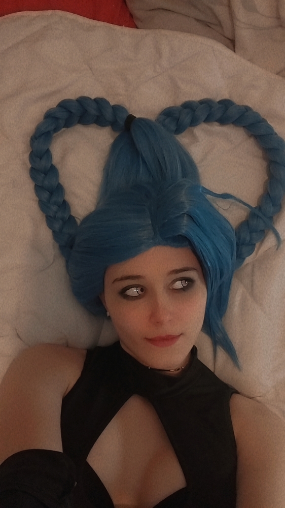 Jinx V1 - Photo 1