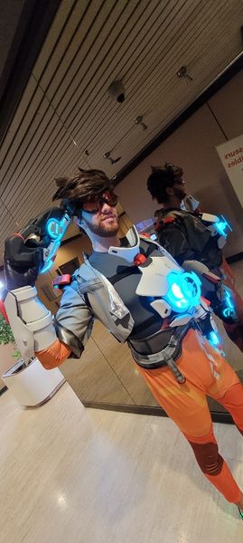 Bombermancosplay - Tracer overwatch 2