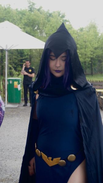 Emiko - Raven