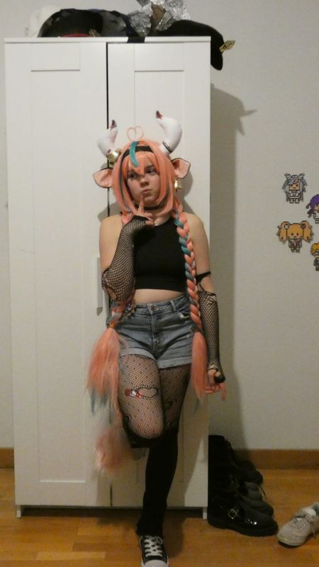 Okuny_cos – Varesa casual ⚡🖤🍔