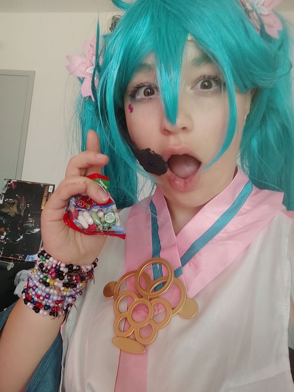 Ax3l._.cosplay – Miku onmioji 